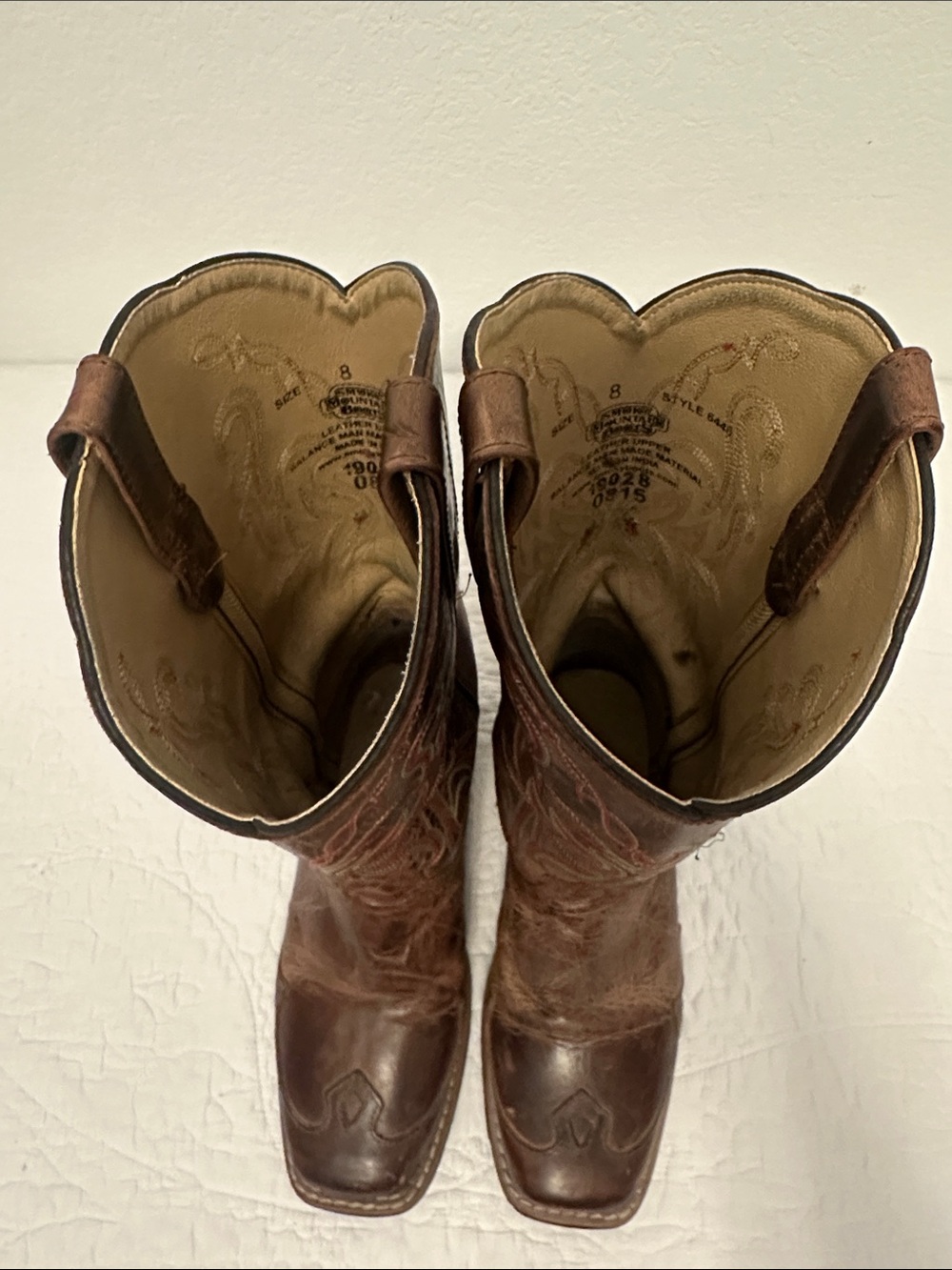 Women’s Brown Distressed Leather Western Cowboy Boots – Embroidered Square Toe